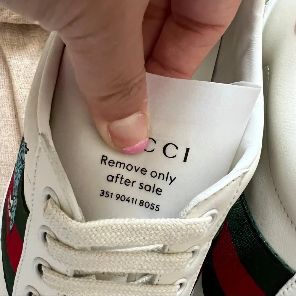 Gucci Men's White Leather Sneakers with Blue Bee Embroidery